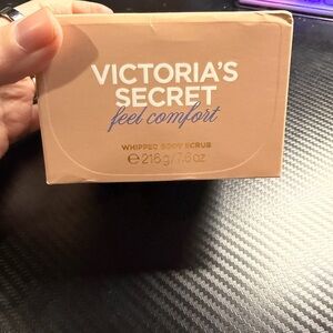 Victoria's Secret Feel Comfort Whipped Body Scrub Vanilla & Orchid